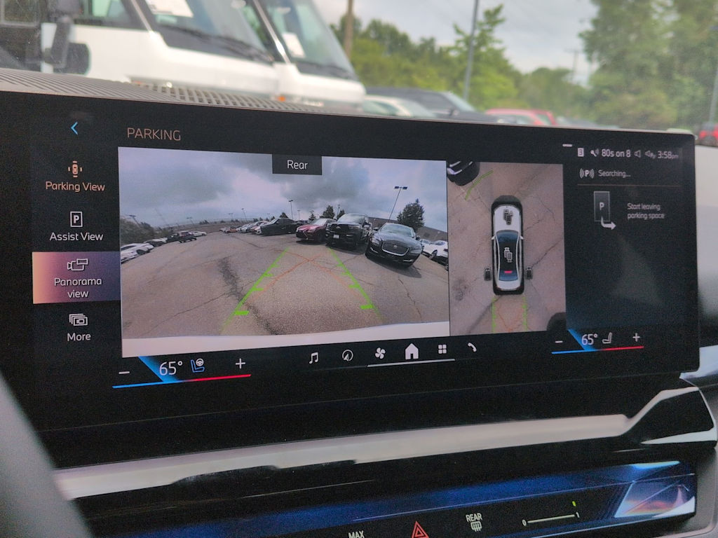 Thumbnail: 2024 BMW i5 - 36