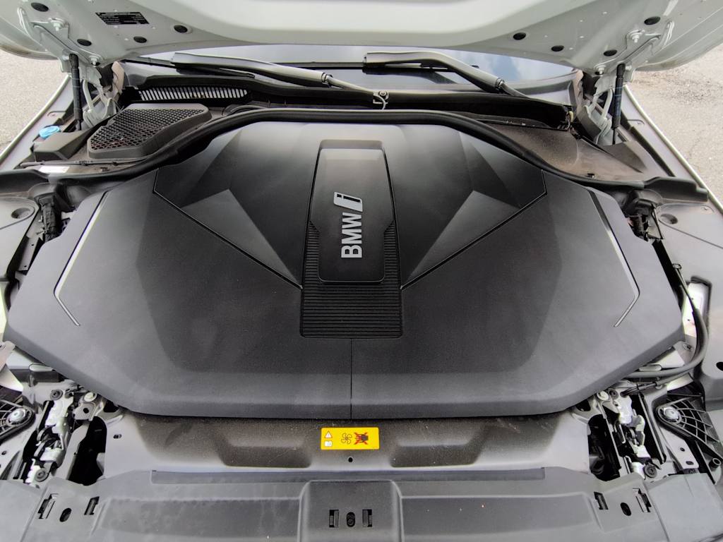Thumbnail: 2024 BMW i5 - 8