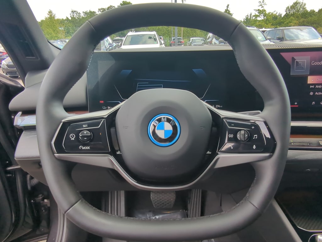 Thumbnail: 2024 BMW i5 - 9