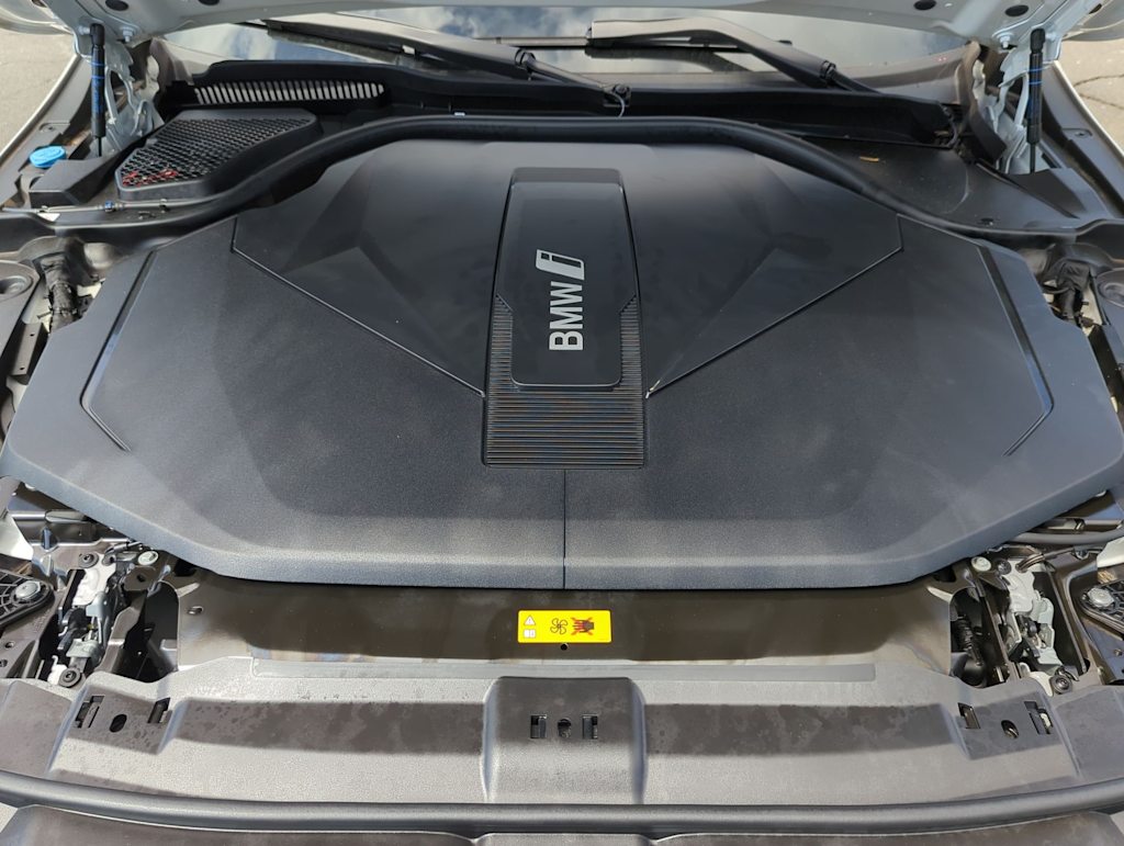 Thumbnail: 2024 BMW i5 - 9