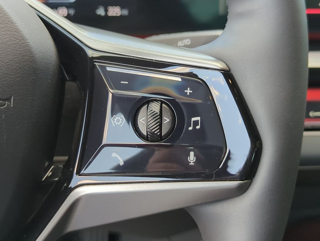 Thumbnail: 2024 BMW i5 - 31