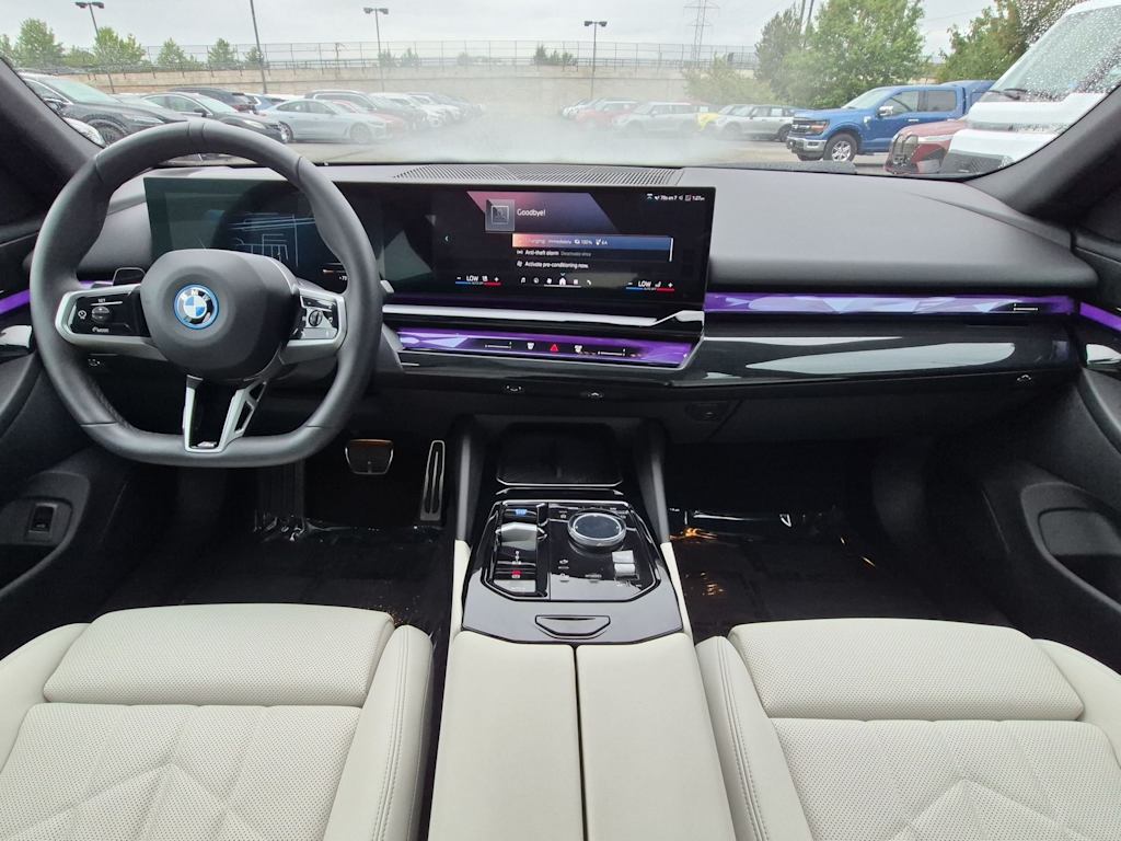 Thumbnail: 2026 BMW i5 - 10