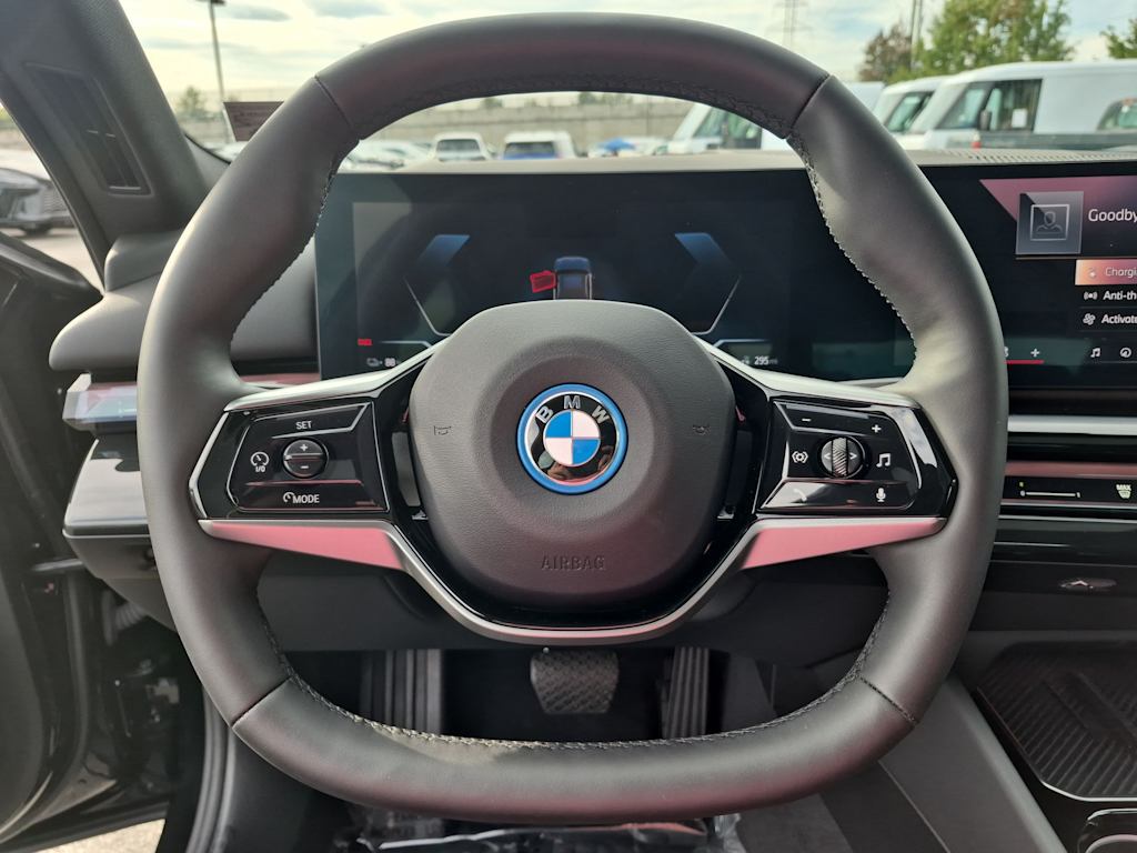 Thumbnail: 2026 BMW i5 - 14