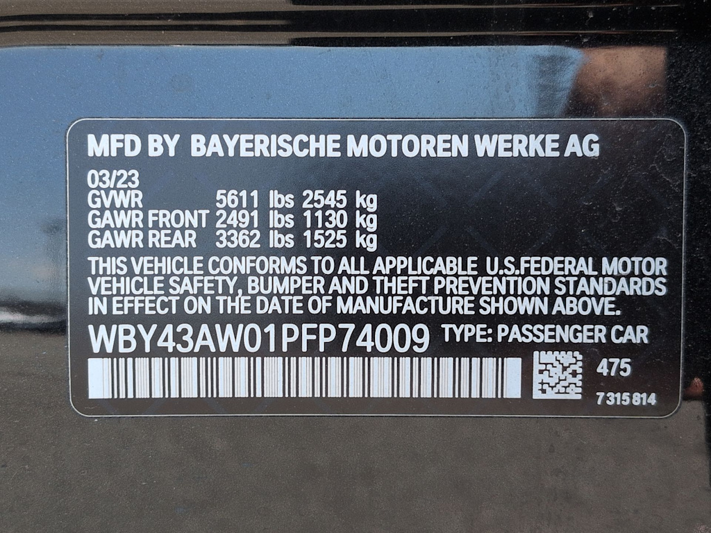 Thumbnail: 2023 BMW i4 - 19