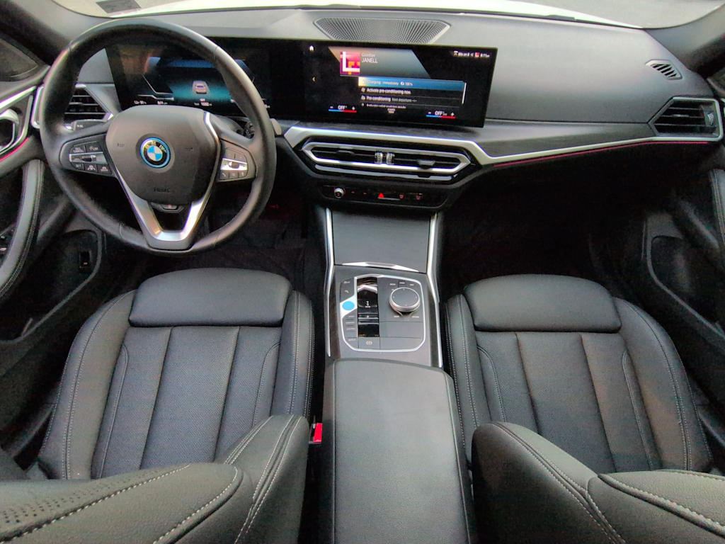 Thumbnail: 2023 BMW i4 - 10