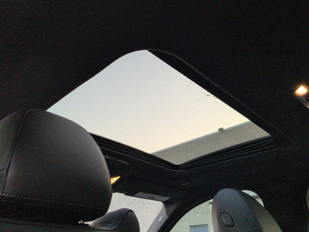 Thumbnail: 2023 BMW i4 - 31