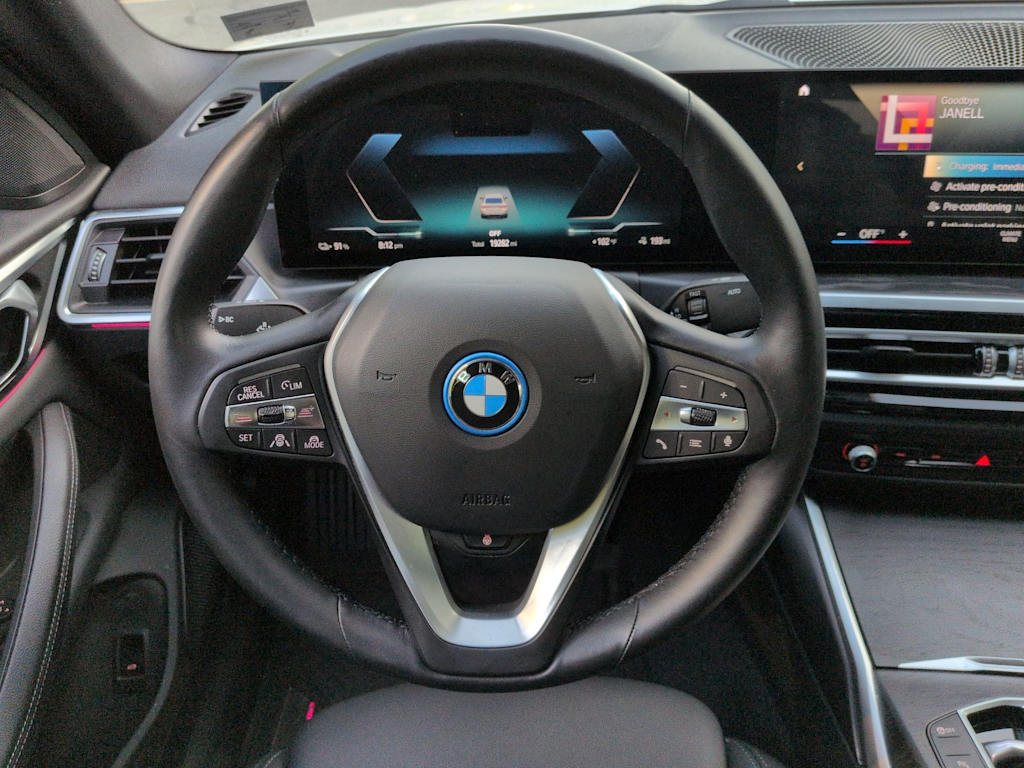Thumbnail: 2023 BMW i4 - 14