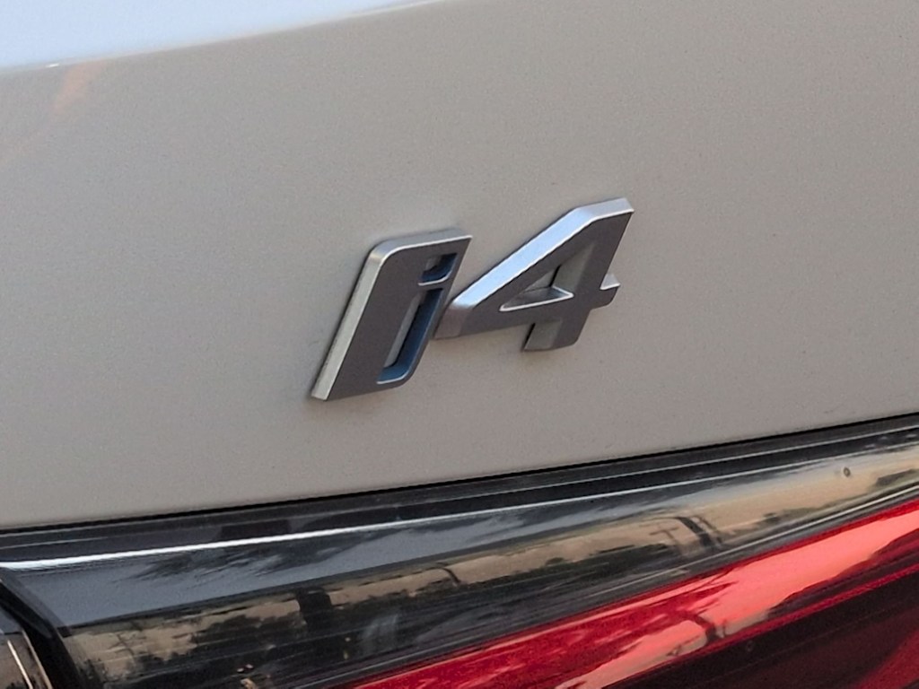 Thumbnail: 2023 BMW i4 - 26