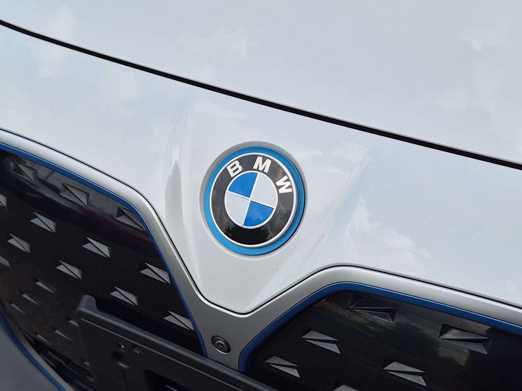 Thumbnail: 2023 BMW i4 - 25