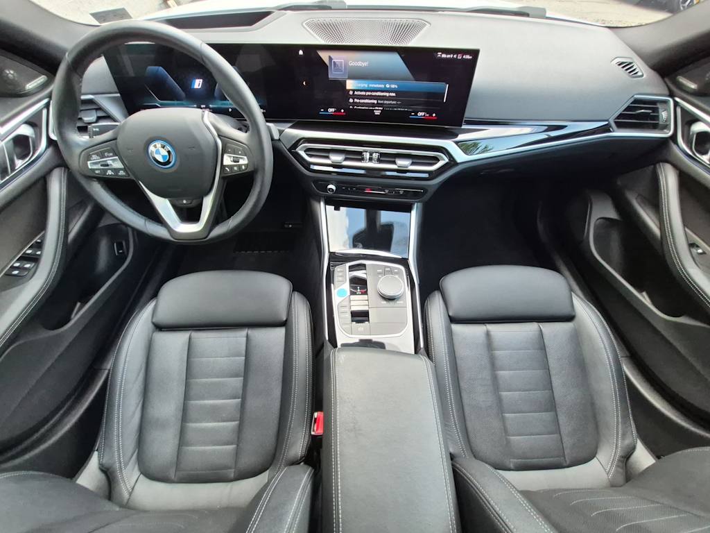 Thumbnail: 2023 BMW i4 - 10