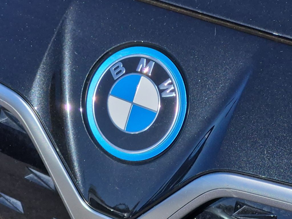 Thumbnail: 2024 BMW i4 - 7