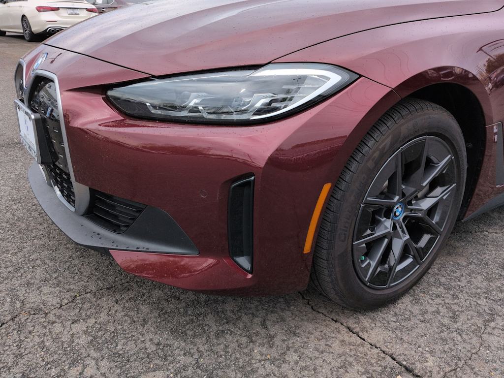 Thumbnail: 2023 BMW i4 - 25