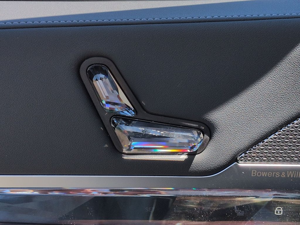 Thumbnail: 2026 BMW i7 - 27
