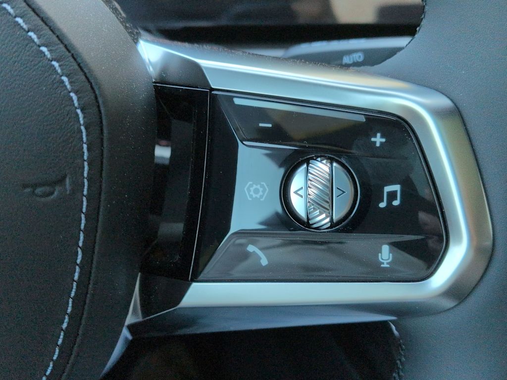 Thumbnail: 2026 BMW i7 - 15