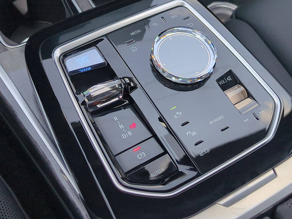 2024 BMW i7 eDrive50 28