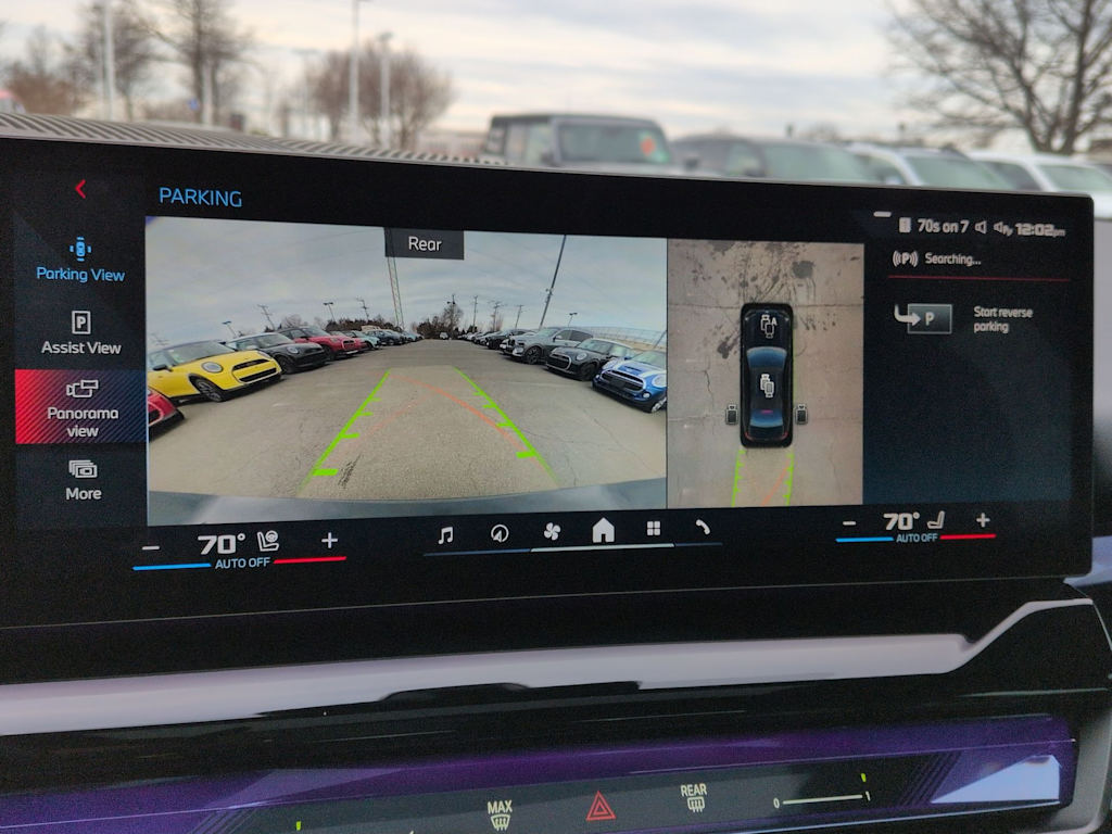 Thumbnail: 2025 BMW i5 - 34