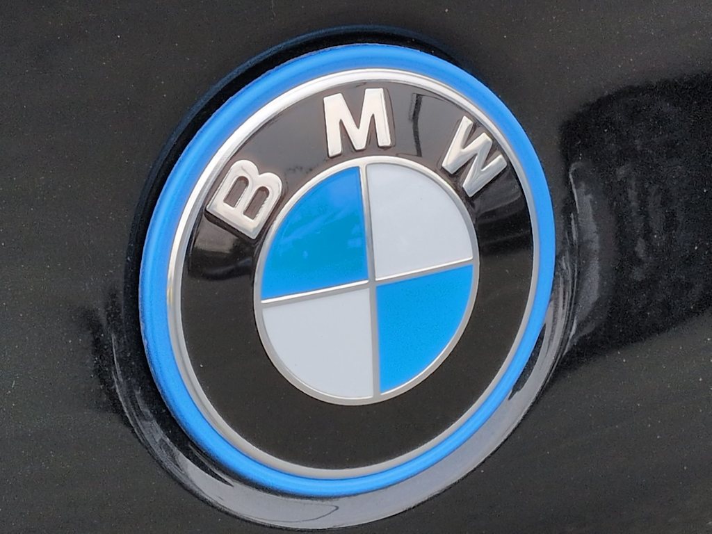 Thumbnail: 2025 BMW i5 - 23