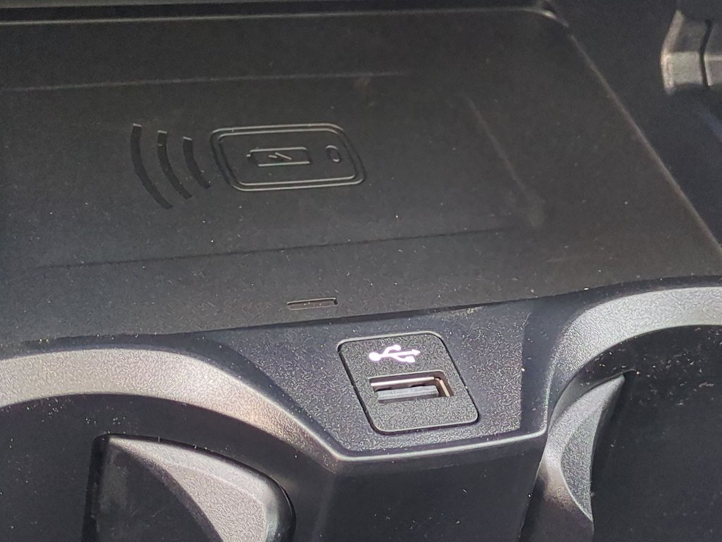 Thumbnail: 2025 BMW i4 - 38