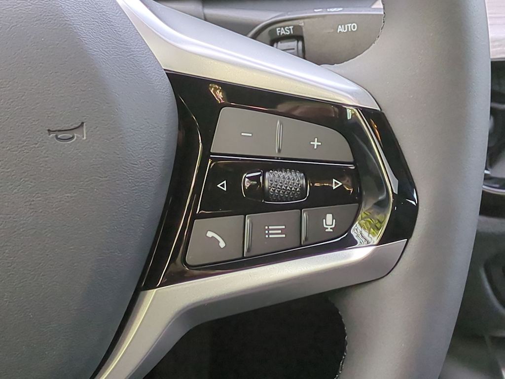 Thumbnail: 2025 BMW i4 - 33