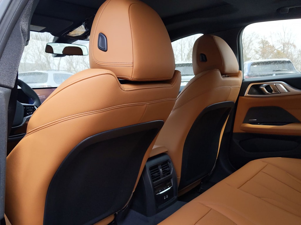 Thumbnail: 2025 BMW i4 - 13