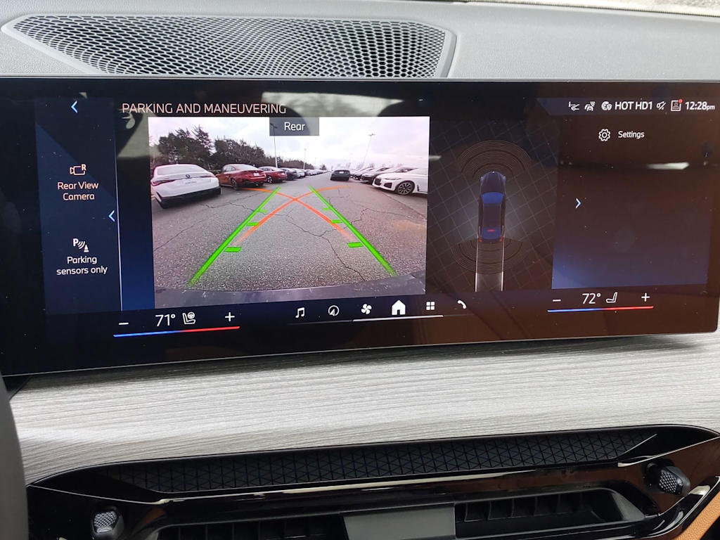 Thumbnail: 2025 BMW i4 - 36