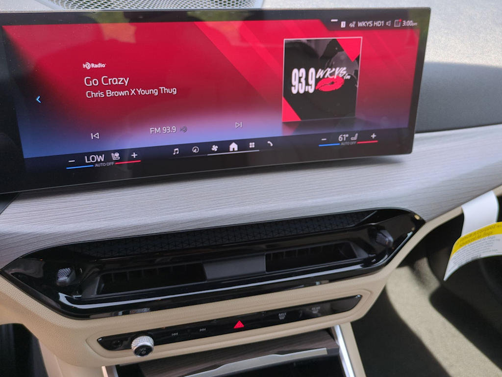 Thumbnail: 2025 BMW i4 - 15