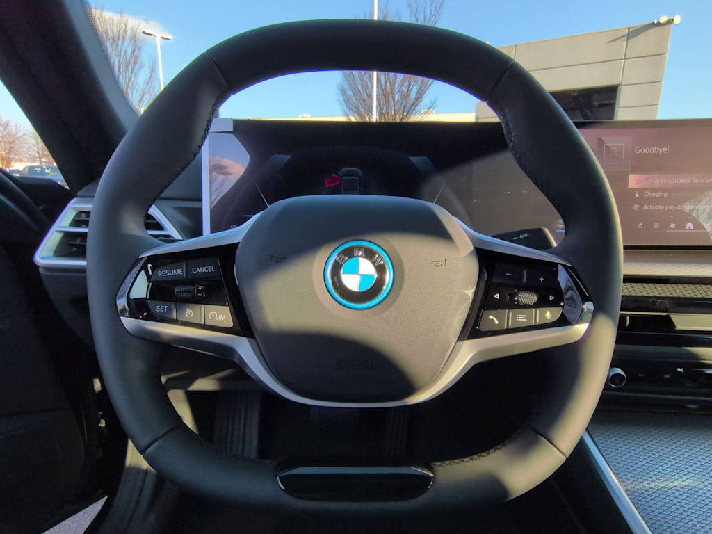Thumbnail: 2026 BMW i4 - 13