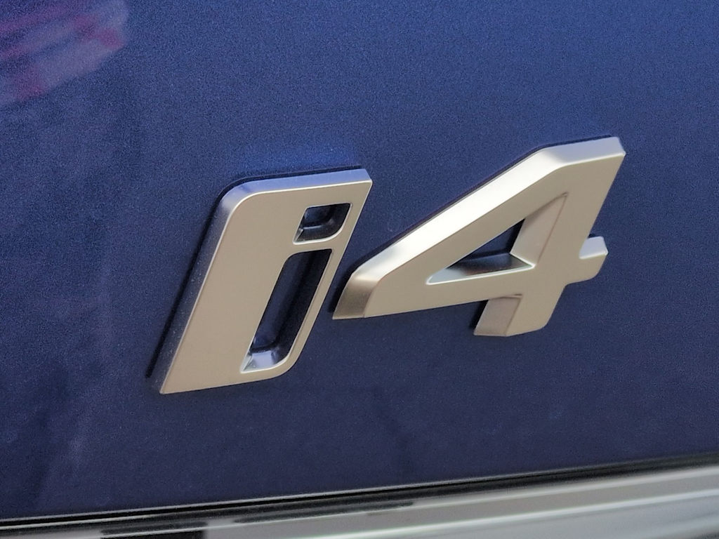 Thumbnail: 2026 BMW i4 - 23