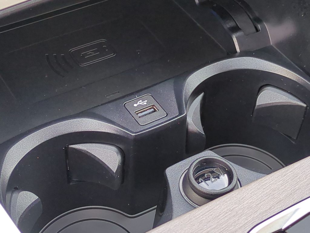 Thumbnail: 2025 BMW i4 - 35