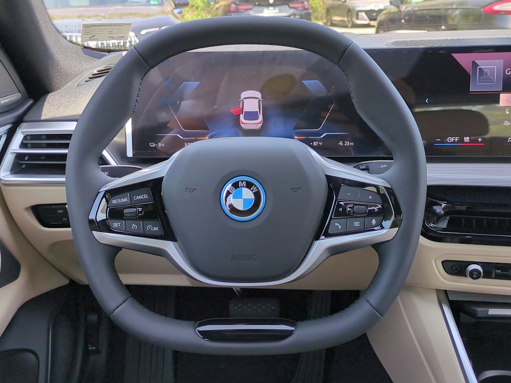Thumbnail: 2025 BMW i4 - 13