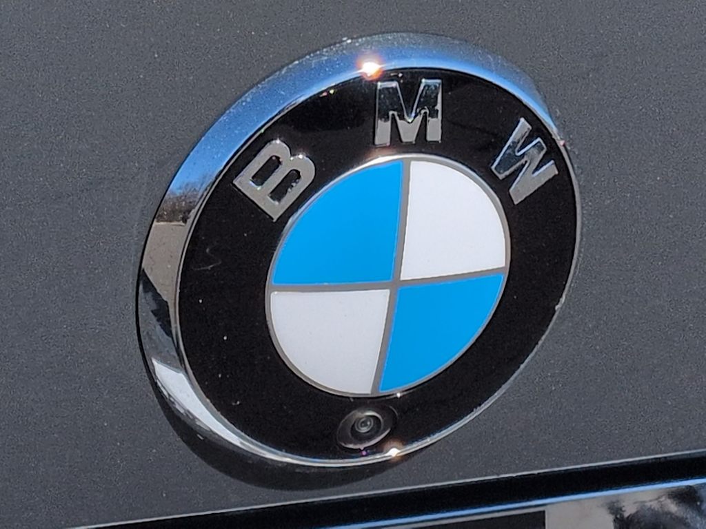 Thumbnail: 2026 BMW i4 - 7