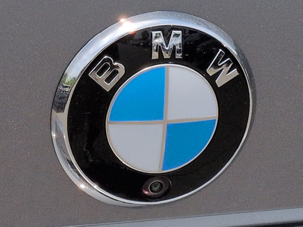 Thumbnail: 2026 BMW i4 - 14