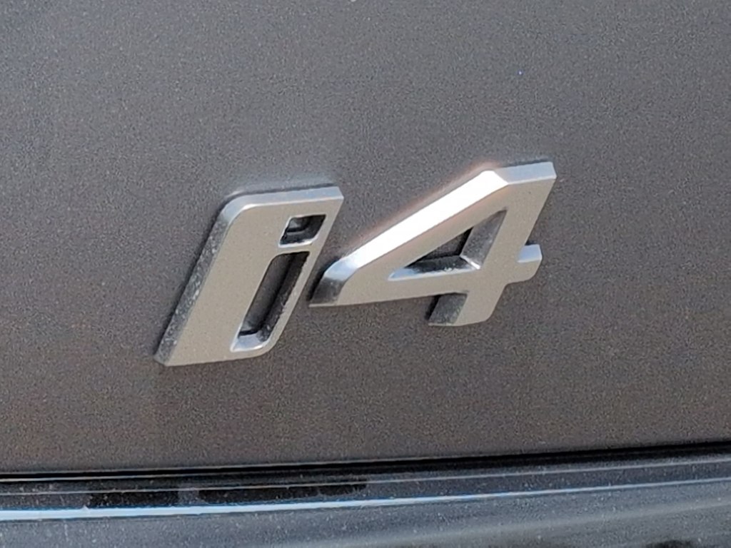 Thumbnail: 2026 BMW i4 - 7