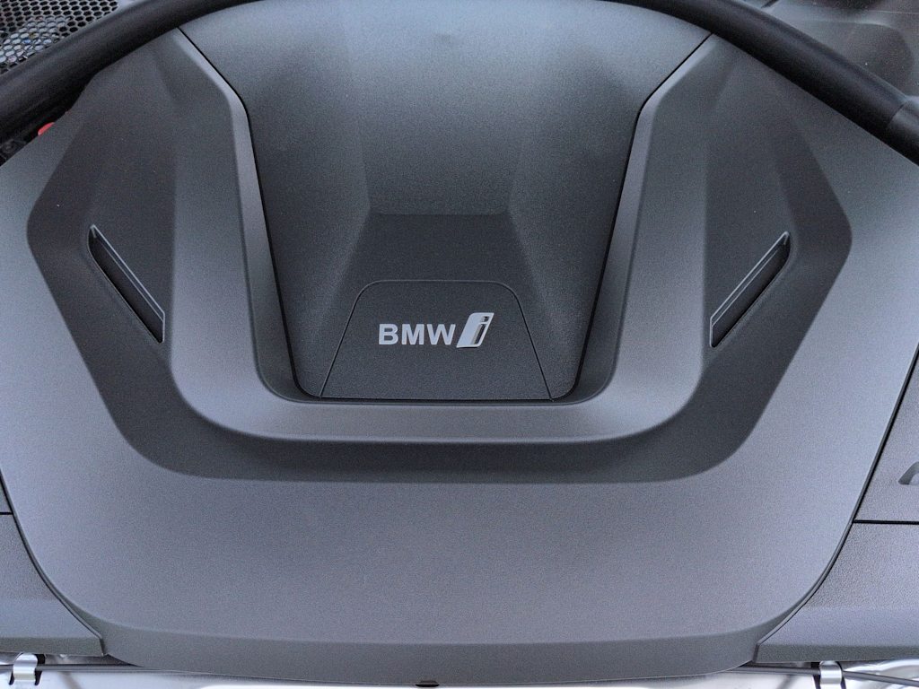 Thumbnail: 2026 BMW i4 - 24