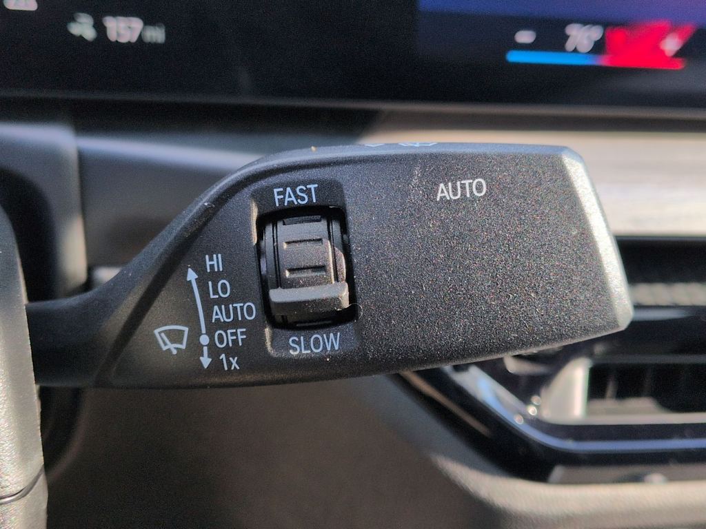 Thumbnail: 2025 BMW i4 - 33