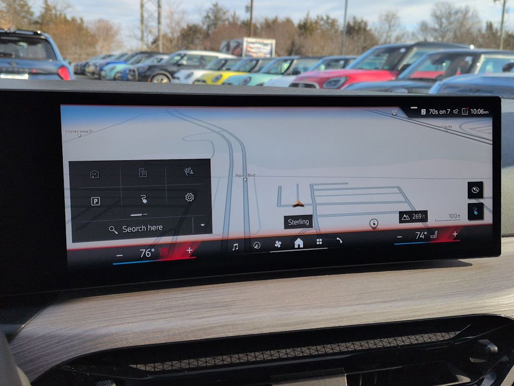 Thumbnail: 2025 BMW i4 - 35