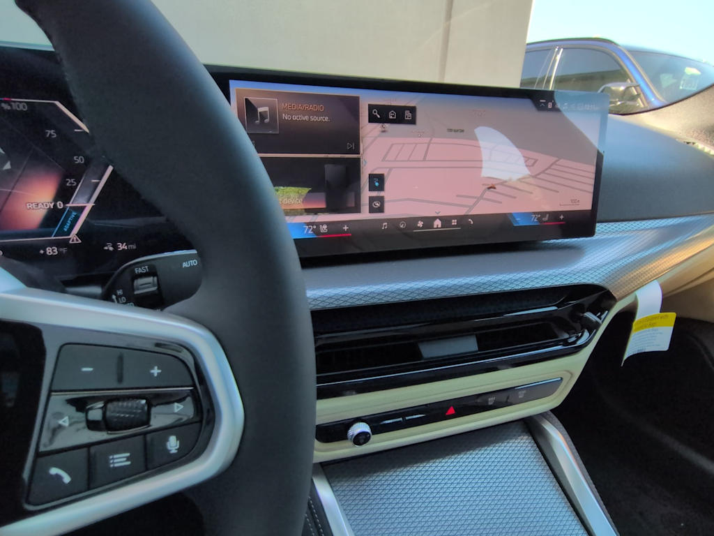 Thumbnail: 2026 BMW i4 - 34