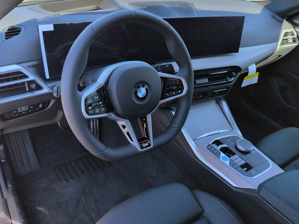 Thumbnail: 2026 BMW i4 - 2