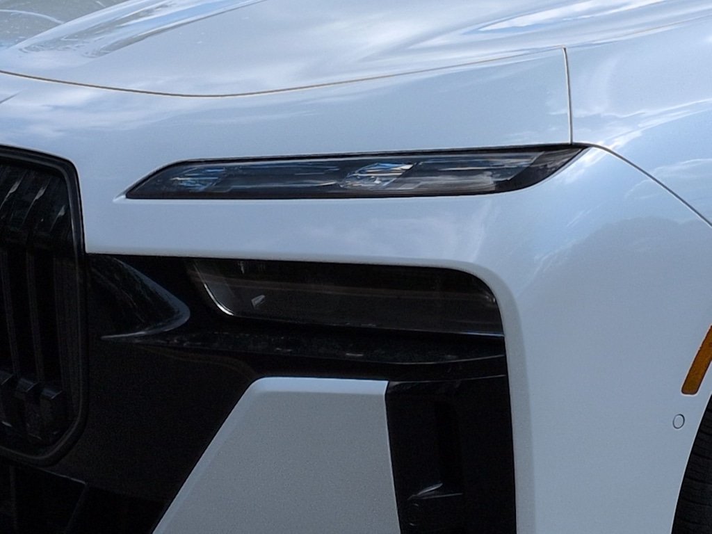 Thumbnail: 2026 BMW i7 - 24