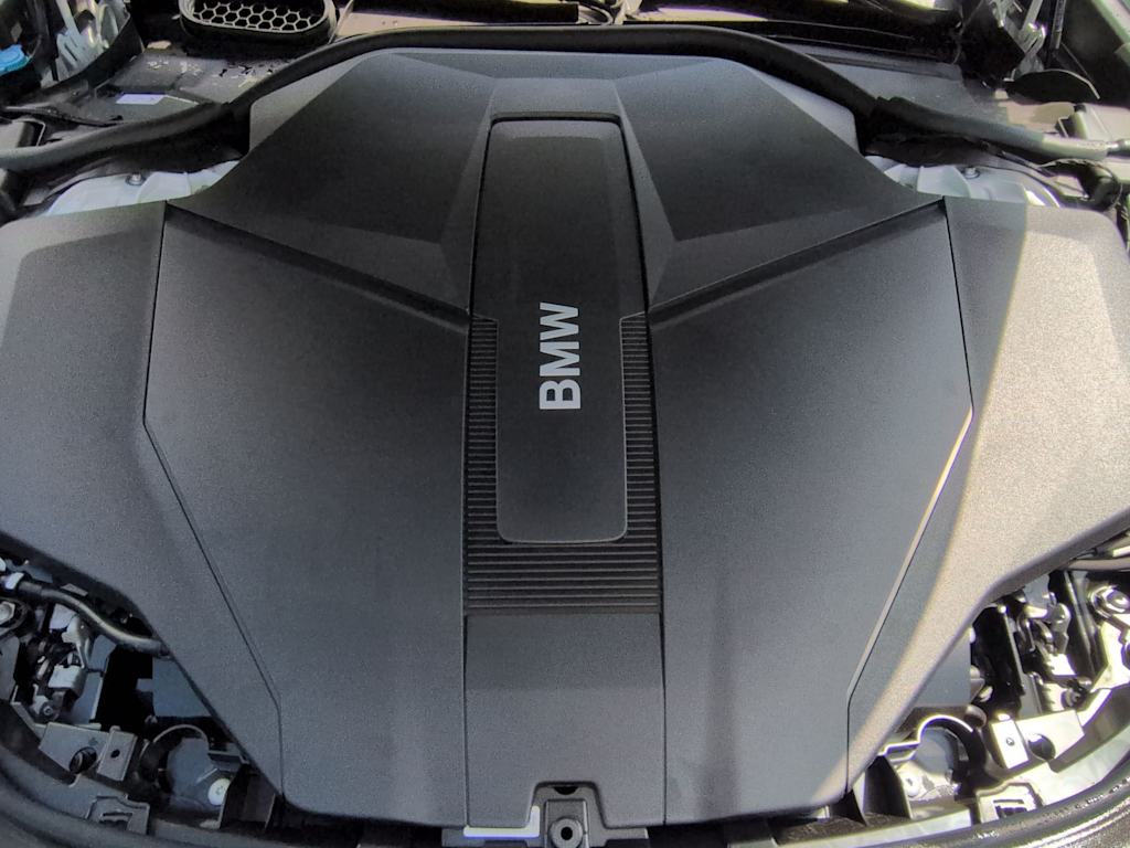 Thumbnail: 2026 BMW i7 - 9