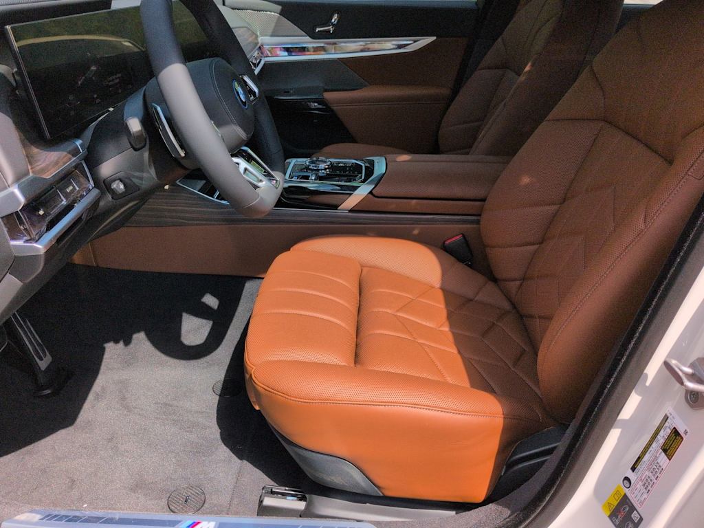 Thumbnail: 2026 BMW i7 - 11