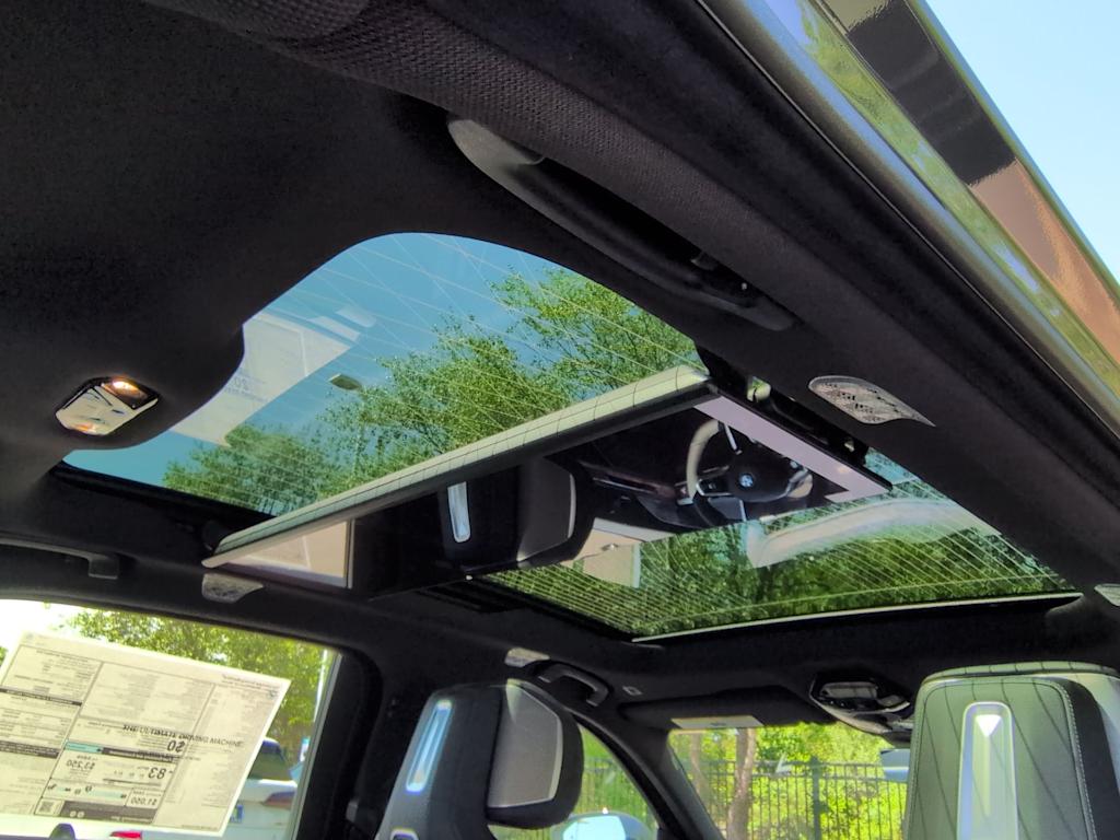 Thumbnail: 2026 BMW i7 - 30