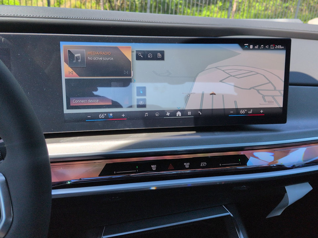 Thumbnail: 2026 BMW i7 - 15