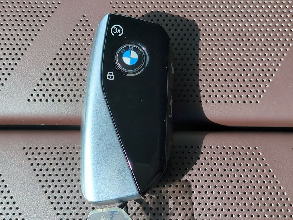 Thumbnail: 2024 BMW i7 - 37