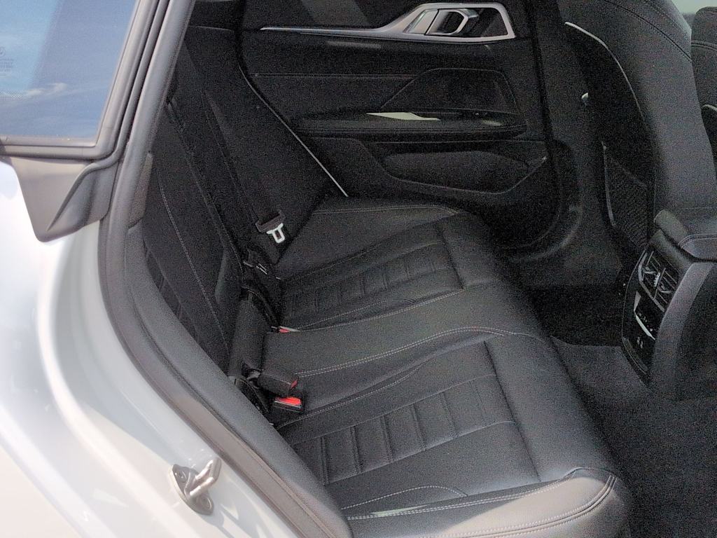Thumbnail: 2023 BMW i4 - 30