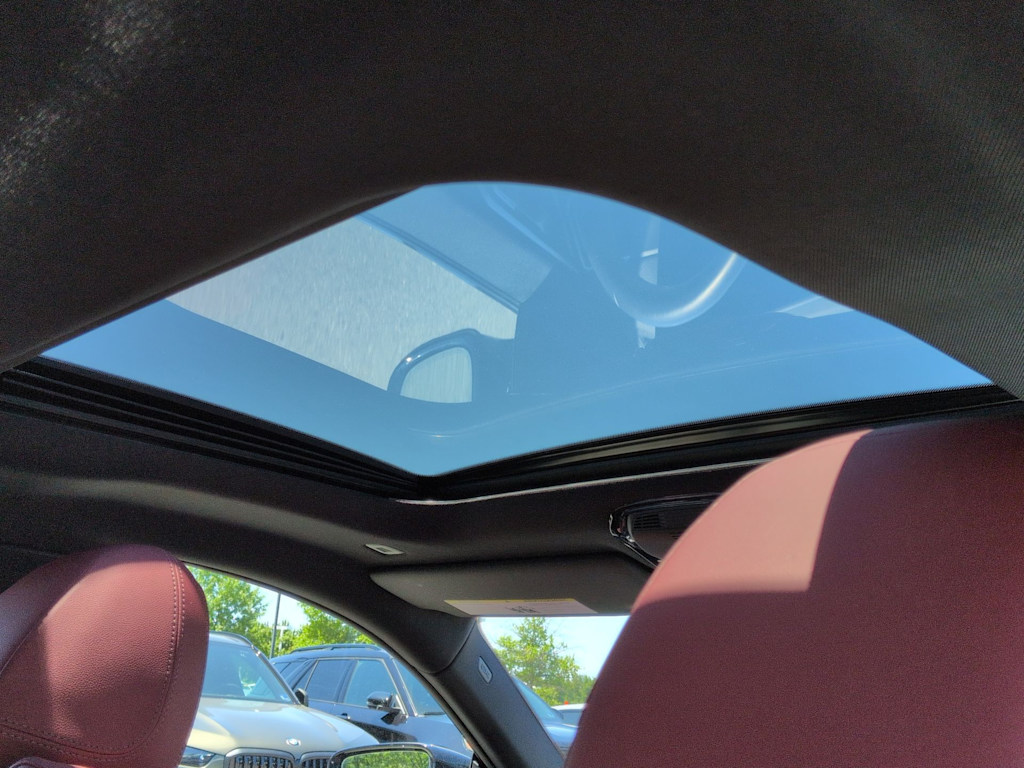 Thumbnail: 2023 BMW i4 - 29