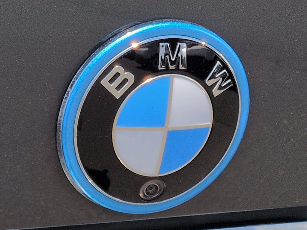 Thumbnail: 2023 BMW i4 - 7