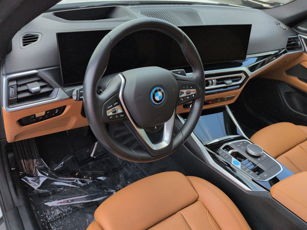 Thumbnail: 2023 BMW i4 - 2