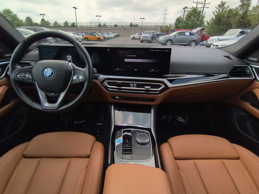 Thumbnail: 2023 BMW i4 - 9