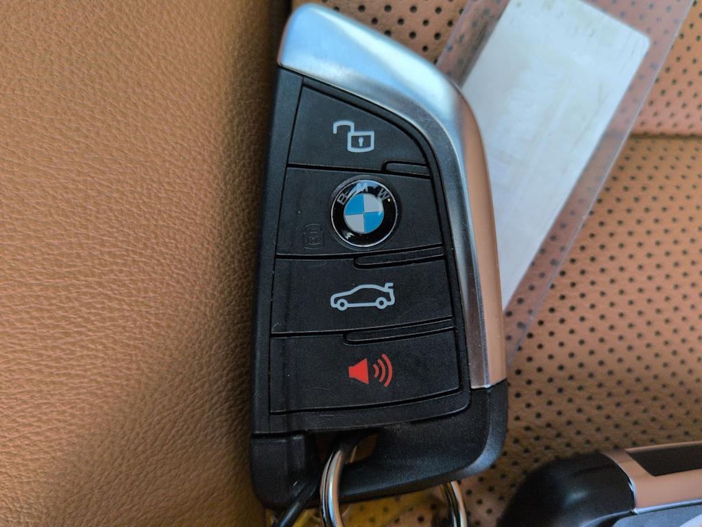 Thumbnail: 2023 BMW i4 - 16